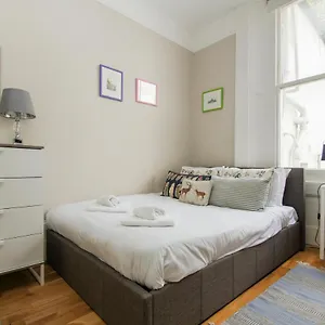 Brunswick Bijou - By Lets , Brighton United Kingdom
